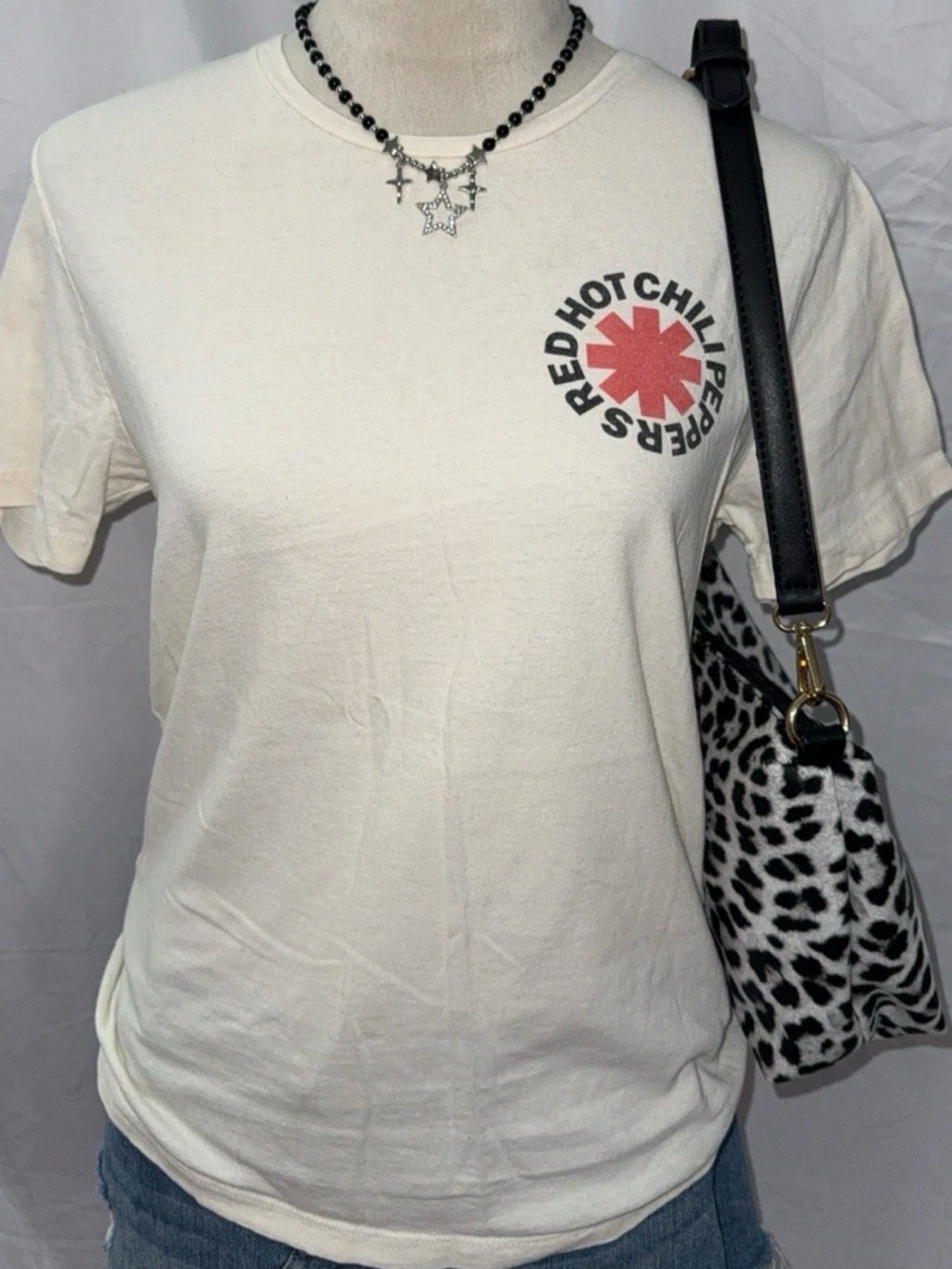 Red Hot Chili Peppers Cream Graphic Tee